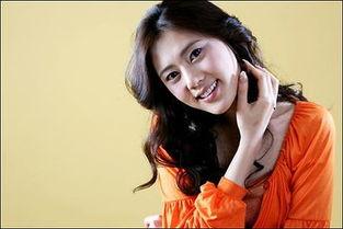 秋瓷炫个人资料家人,家国情怀，演艺事业双丰收